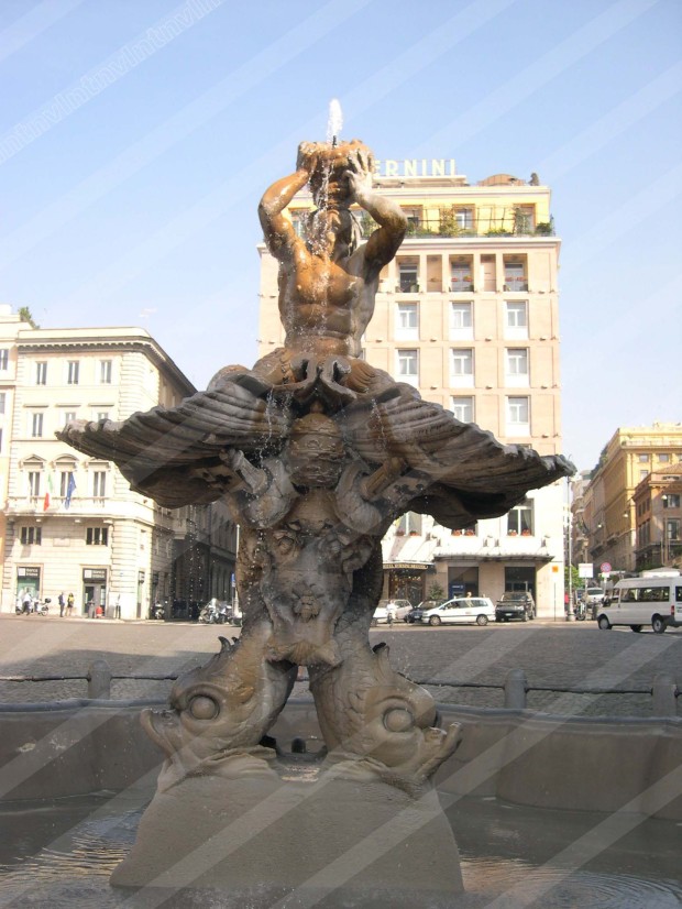 Fontana del Tritone
